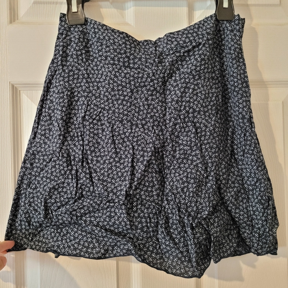 H&m skirt